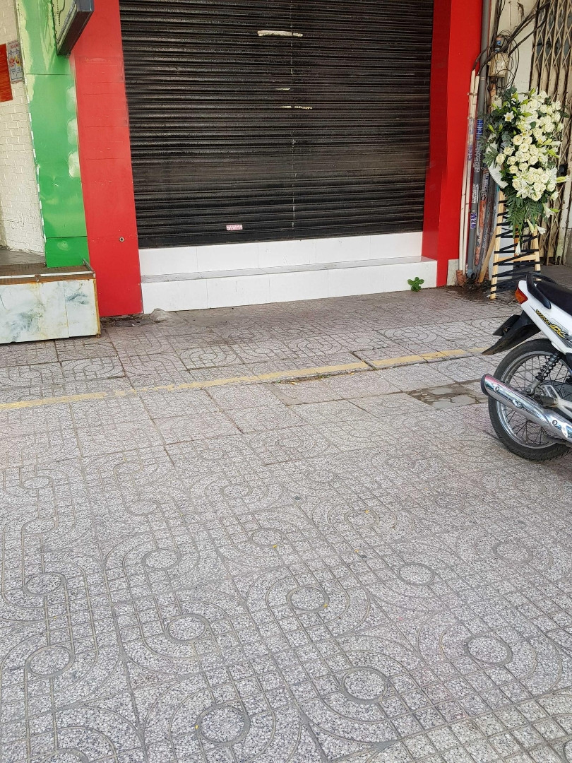 CHo thuê Nguyên căn MTĐ Lê Văn Sỹ, phường 14, Quận 3.